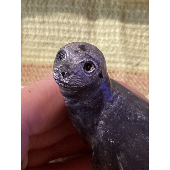 Wolf Original Handmade Soapstone 2 Seal & Otter Sculptures Figurine Made Canada - Picture 4 of 16